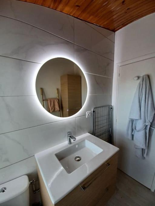 8 Pers, 4 Ch, Jardin, Clim 200m De La Holiday home