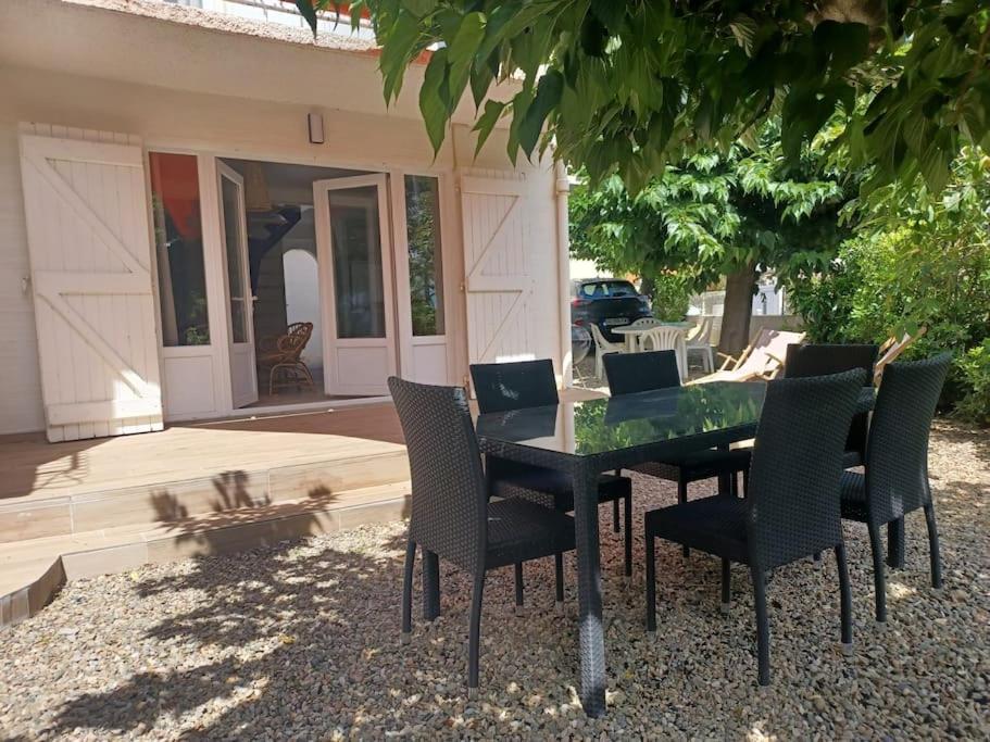 8 Pers, 4 Ch, Jardin, Clim 200m De La Holiday home Saint-Pierre-la-Mer (Aude)